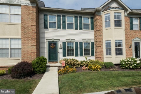 Photo of 636 Cobblestone Lane, LANCASTER, PA 17601 (MLS # PALA2095634)