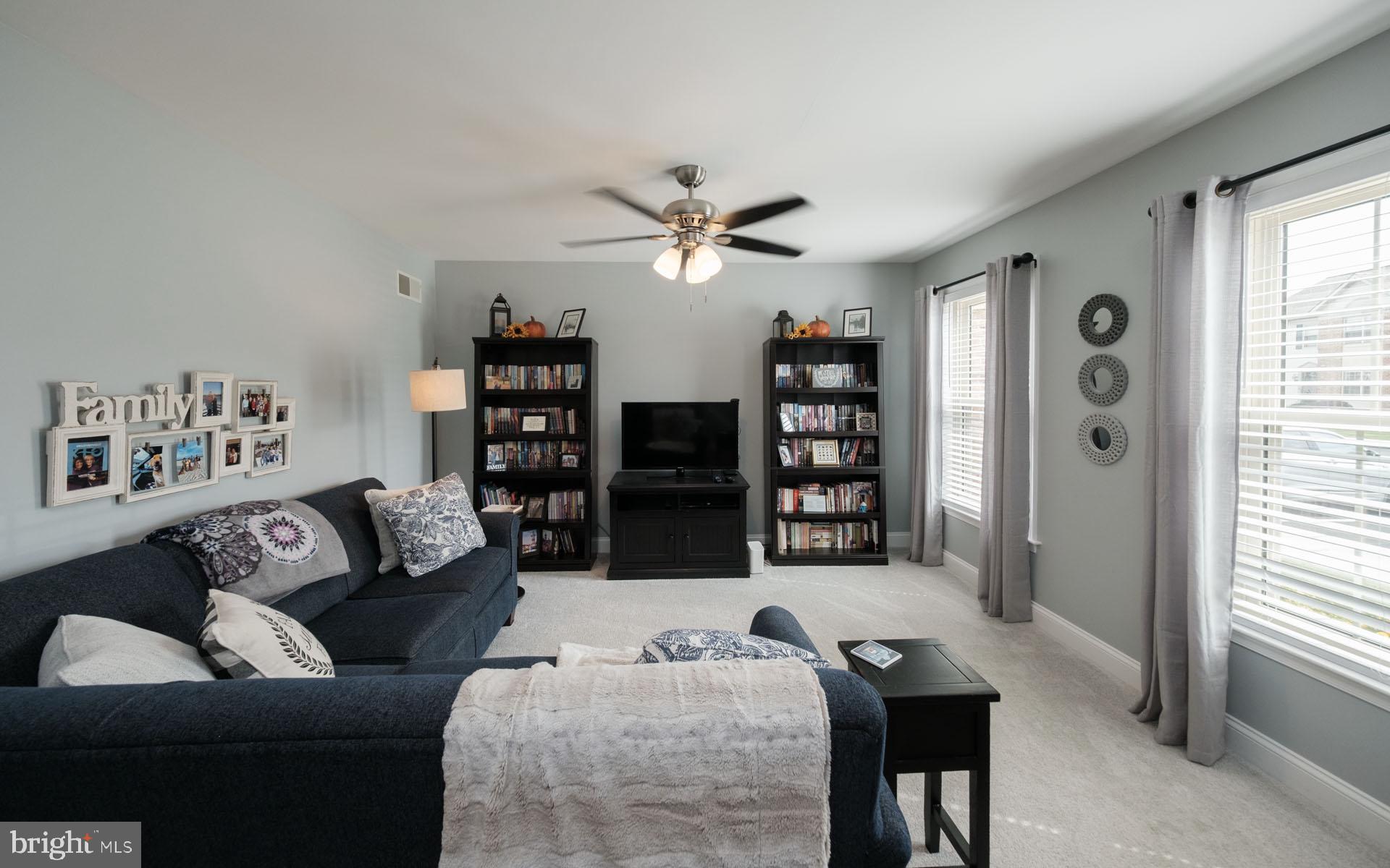 636 COBBLESTONE LANE