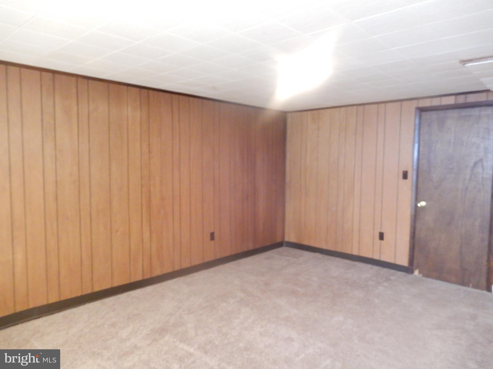 RIVERDALE - Residential