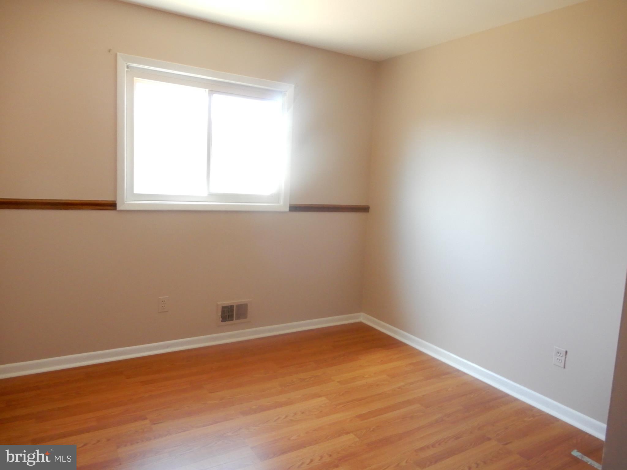 RIVERDALE - Residential