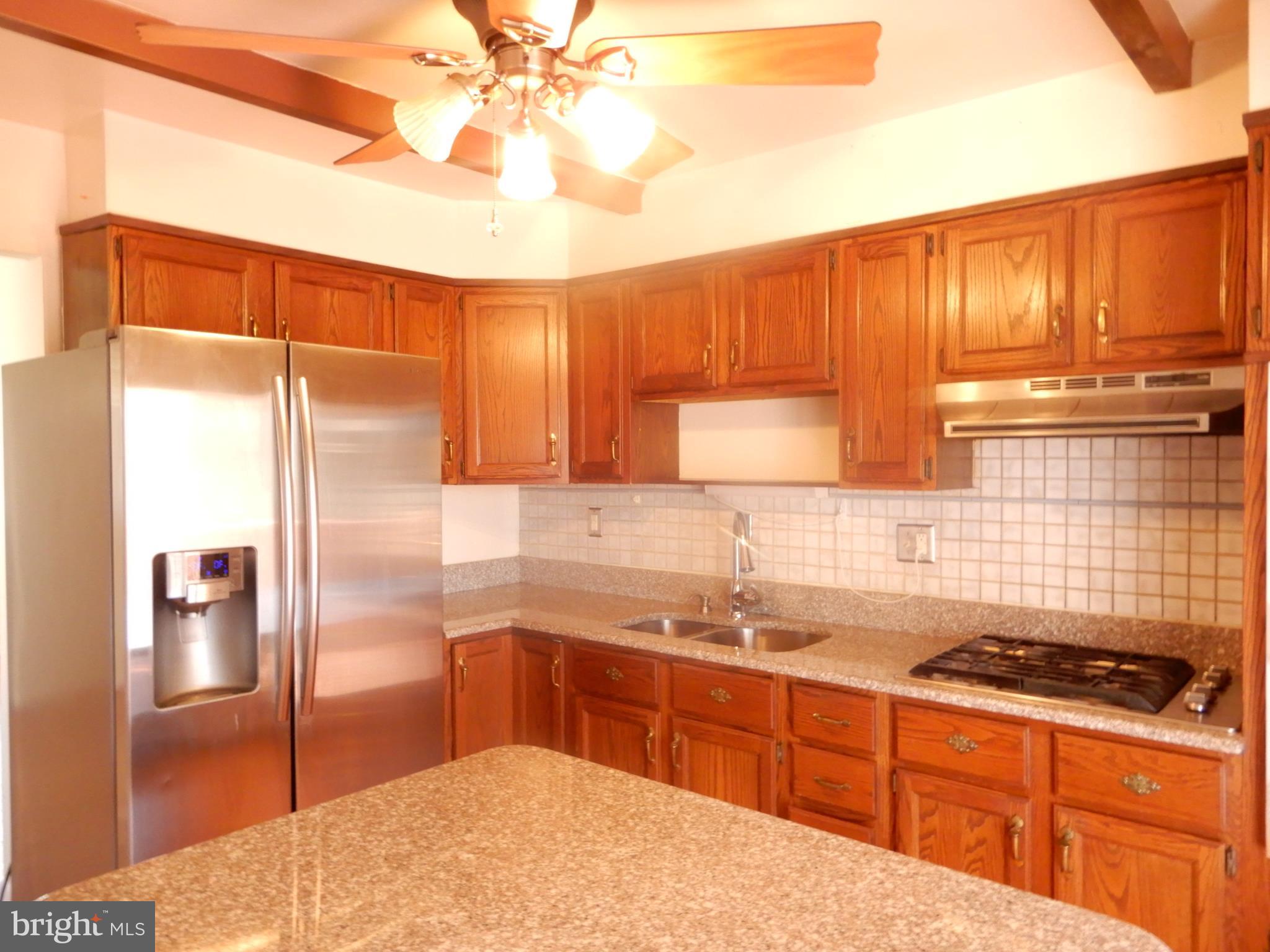 RIVERDALE - Residential