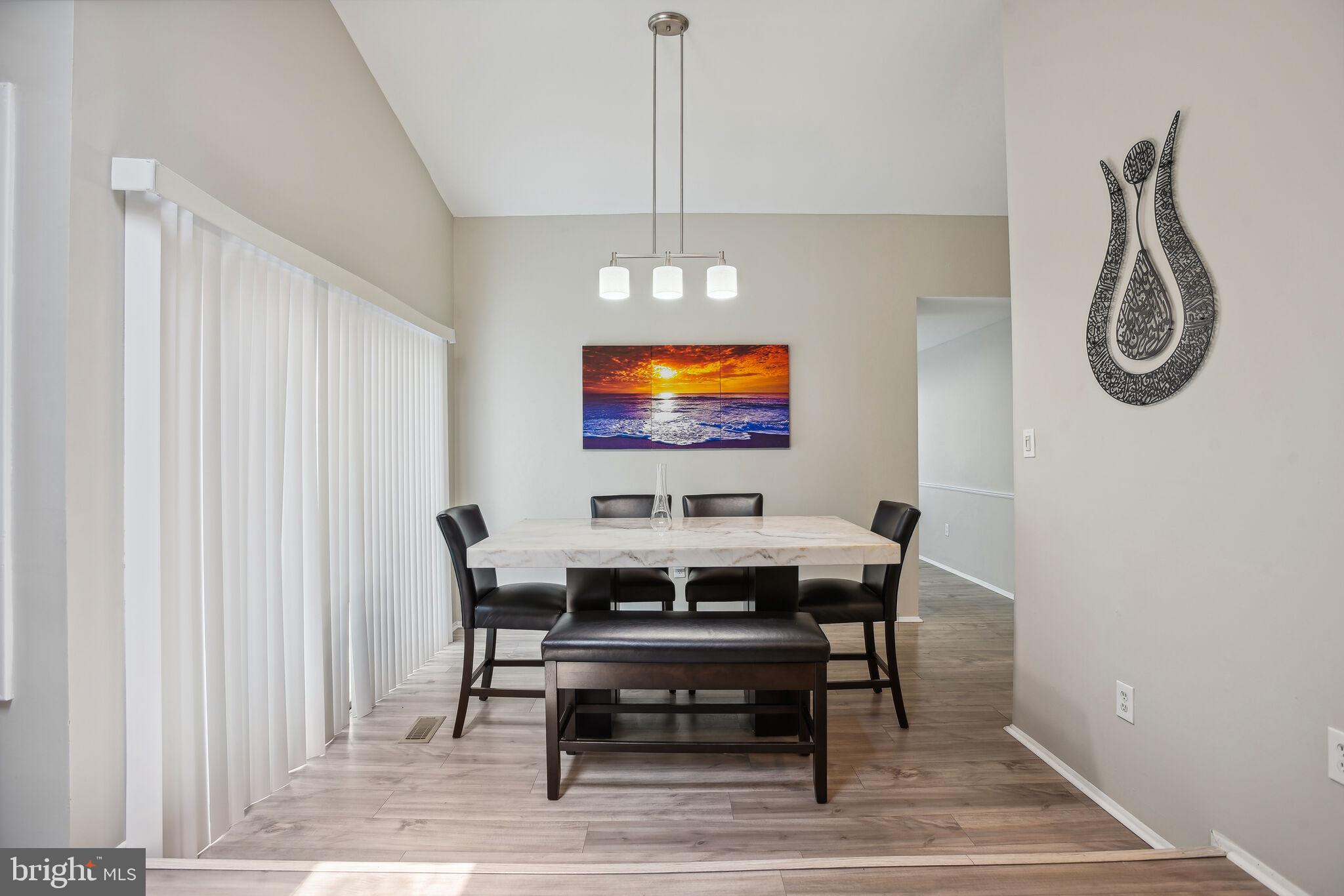 SUGARLAND RUN - Residential