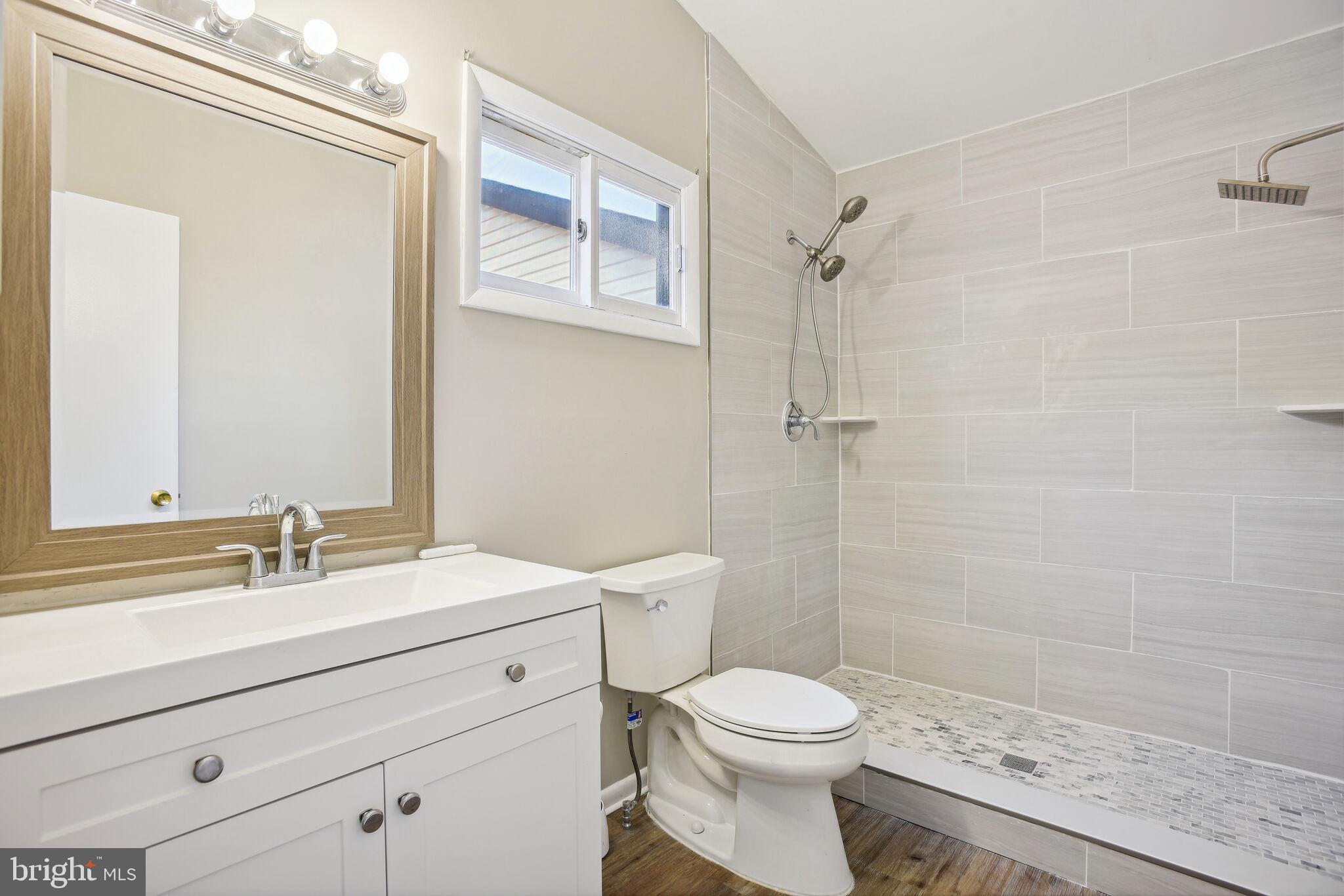 SUGARLAND RUN - Residential