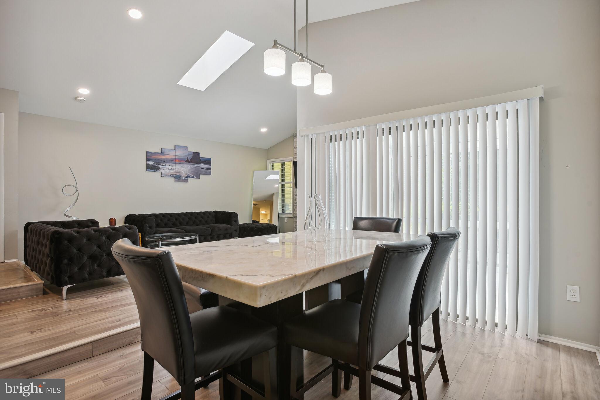 SUGARLAND RUN - Residential