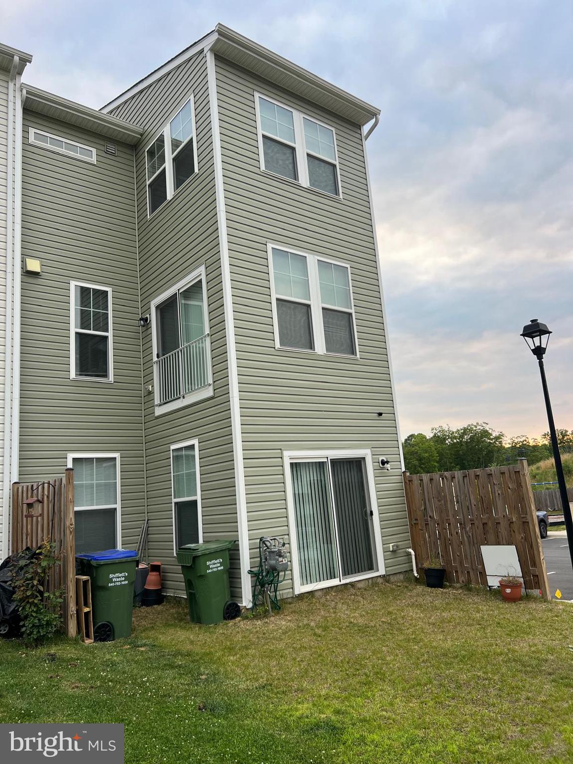 QUANTICO VILLAGE - Residential Lease