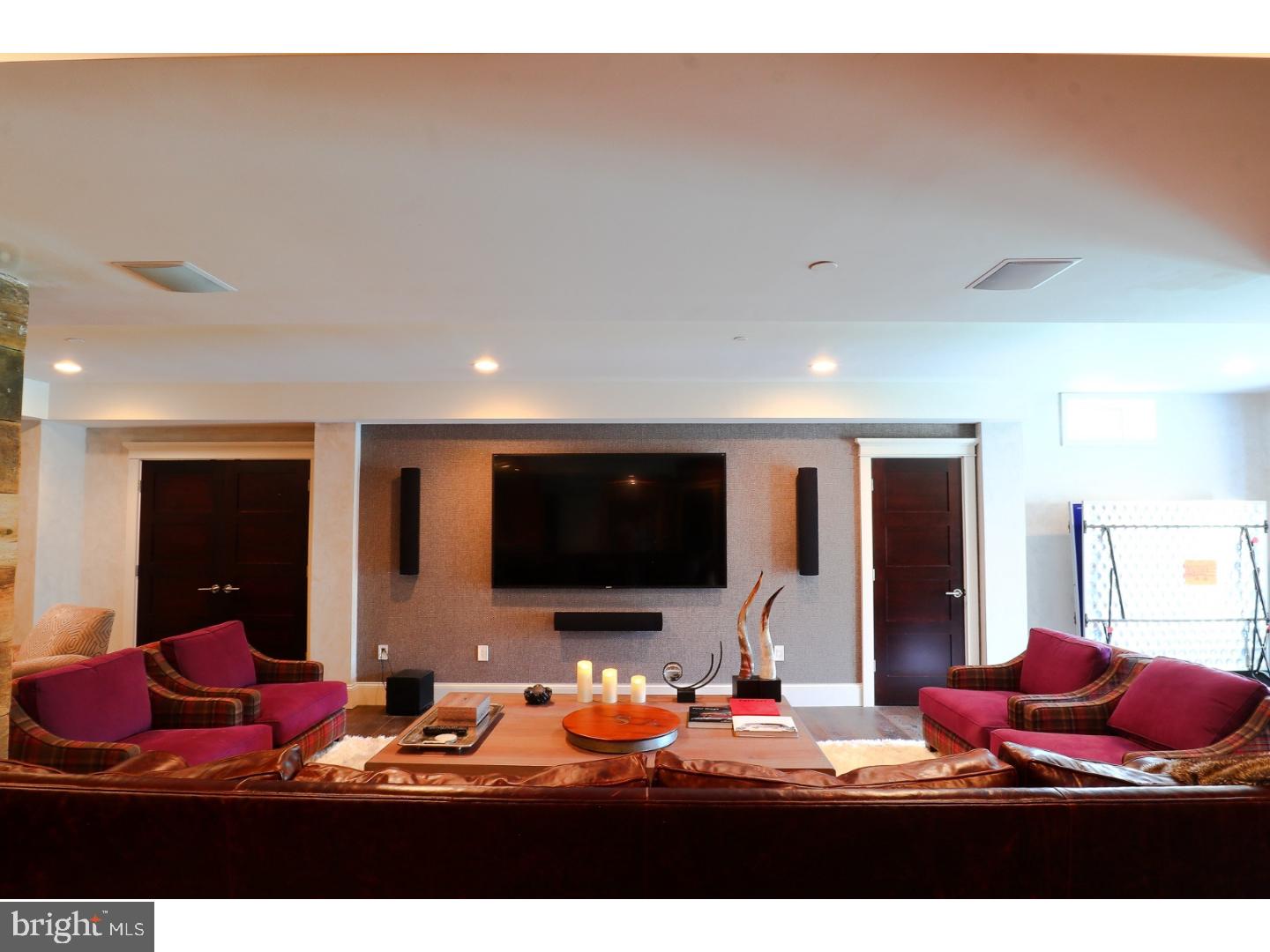 CHAPMANS CORNER - Residential