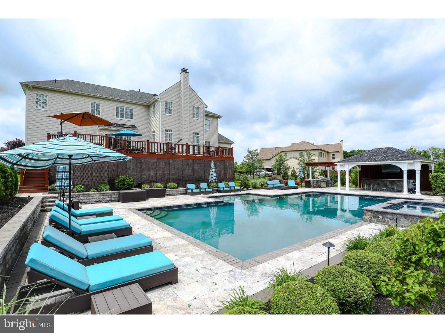 CHAPMANS CORNER - Residential