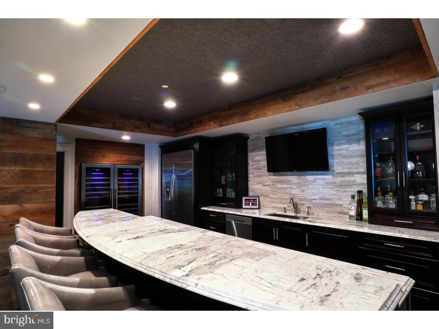 CHAPMANS CORNER - Residential