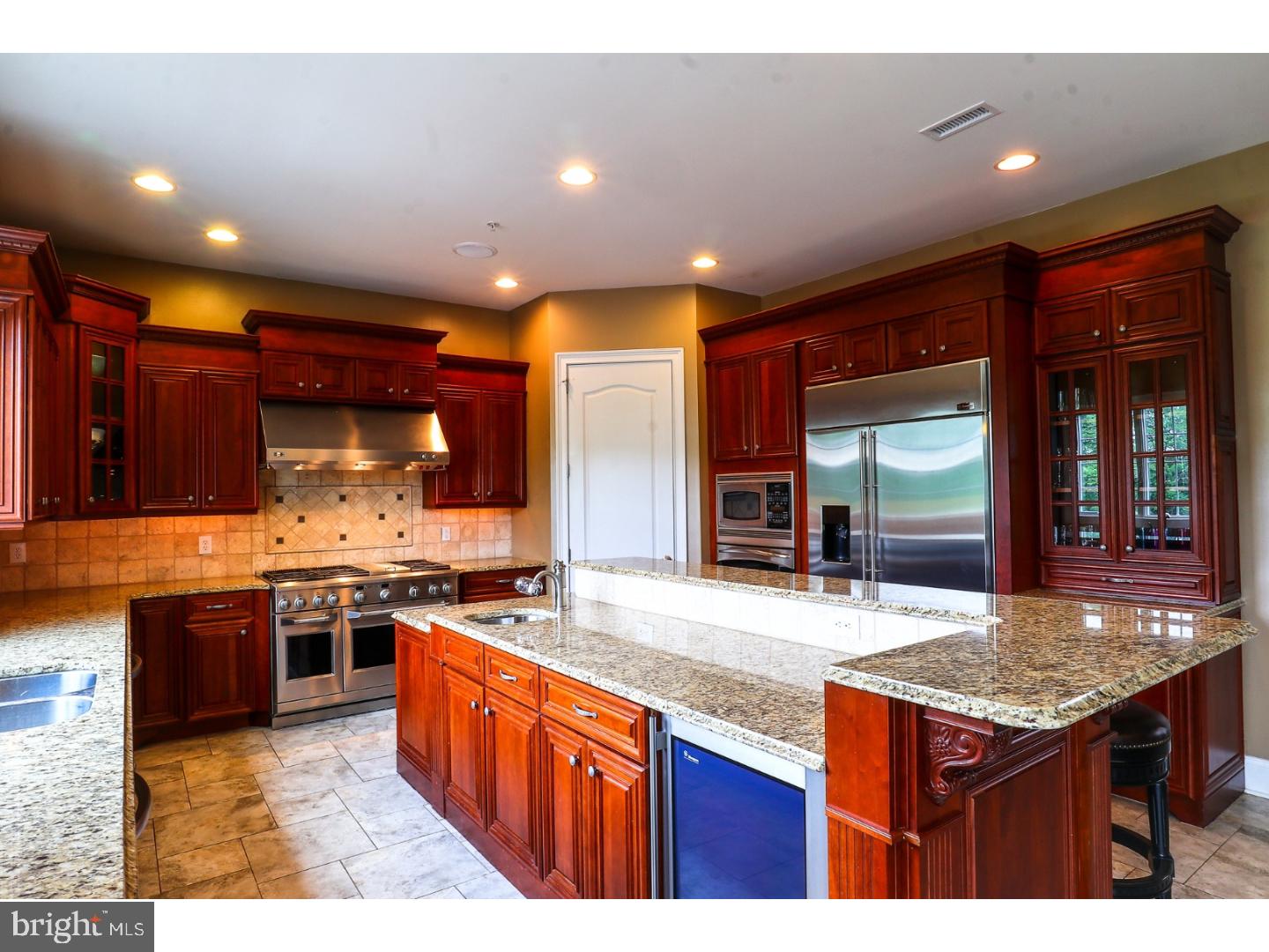 CHAPMANS CORNER - Residential