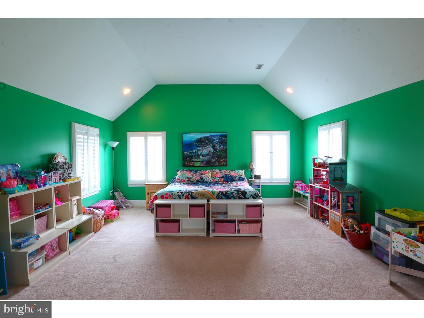 CHAPMANS CORNER - Residential