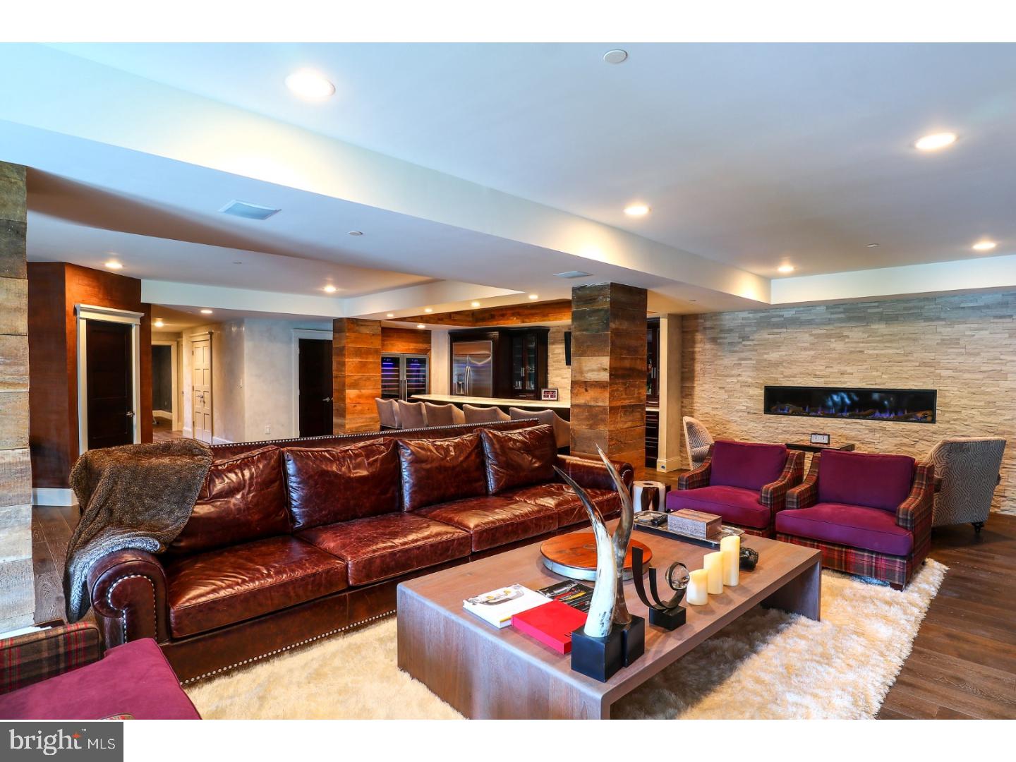 CHAPMANS CORNER - Residential