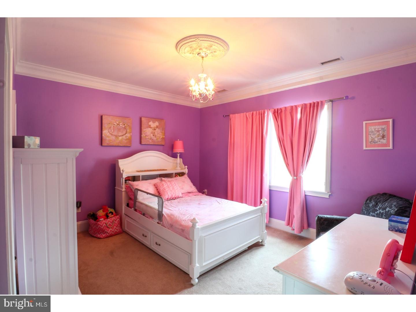 CHAPMANS CORNER - Residential