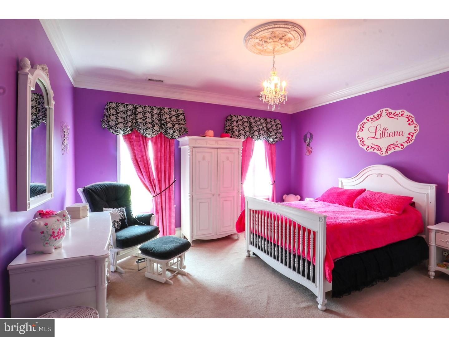 CHAPMANS CORNER - Residential