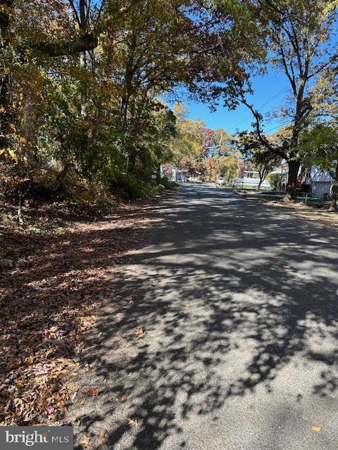 ANDREWS MANOR - Land