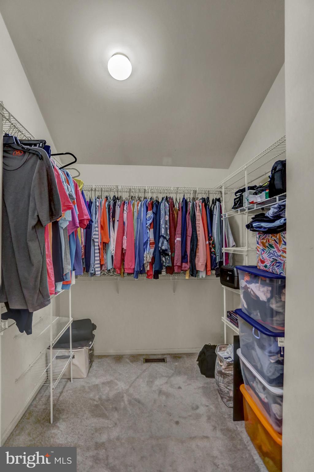 EAGLEVIEW ESTATES - Residential