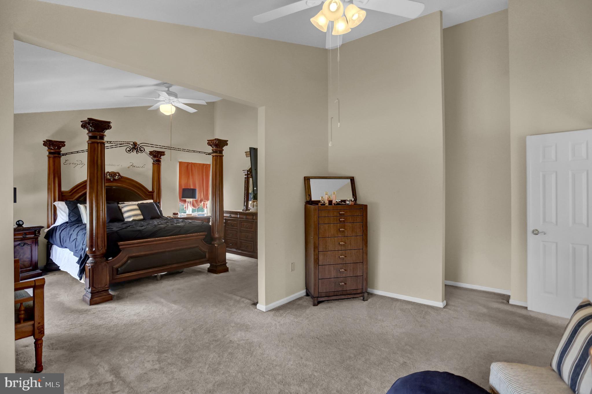 EAGLEVIEW ESTATES - Residential