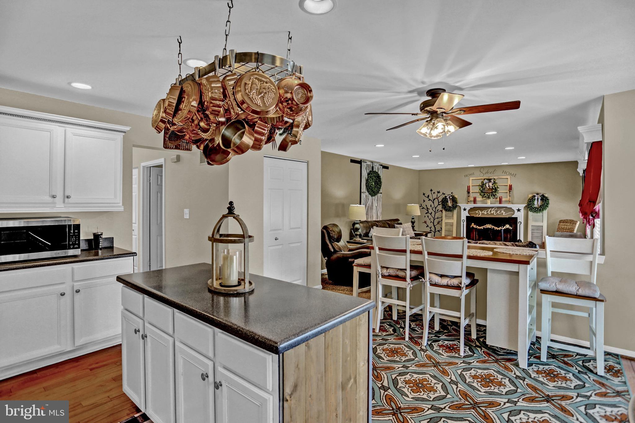 EAGLEVIEW ESTATES - Residential