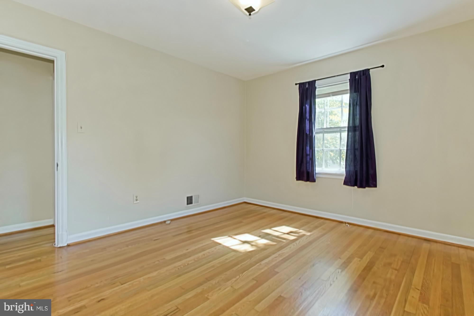 ADDISON HEIGHTS - Residential Lease