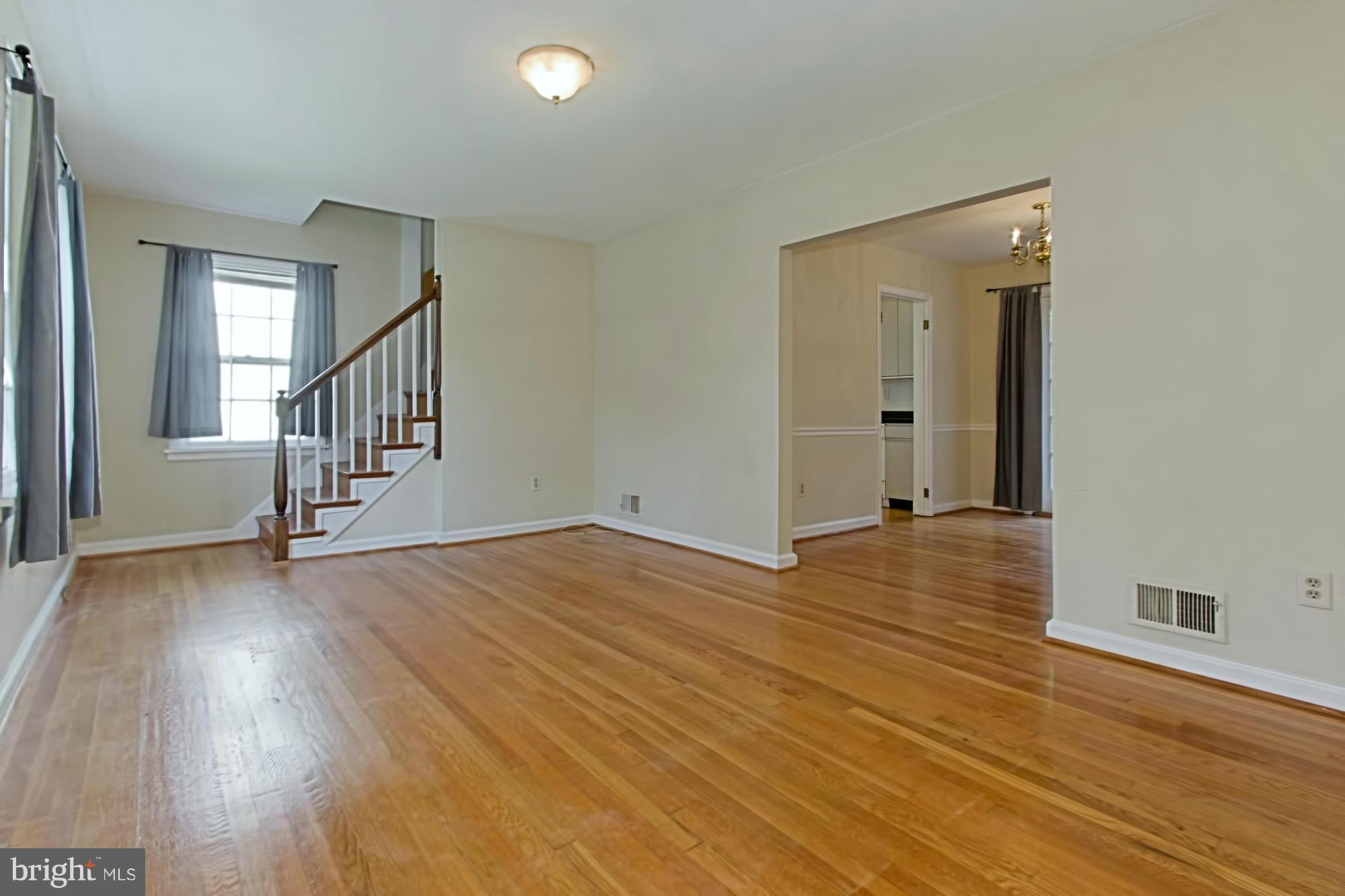 ADDISON HEIGHTS - Residential Lease