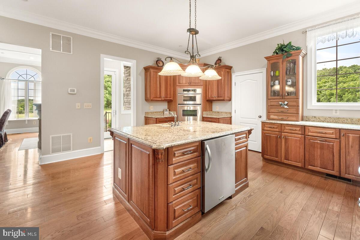 DAMASCUS OUTSIDE - Residential