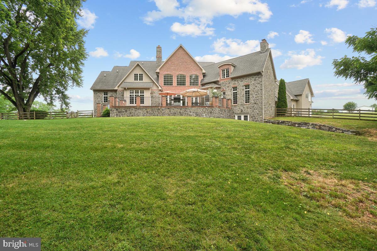 DAMASCUS OUTSIDE - Residential