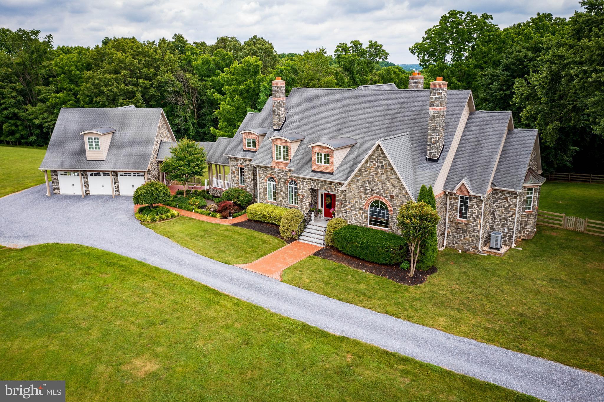 DAMASCUS OUTSIDE - Residential