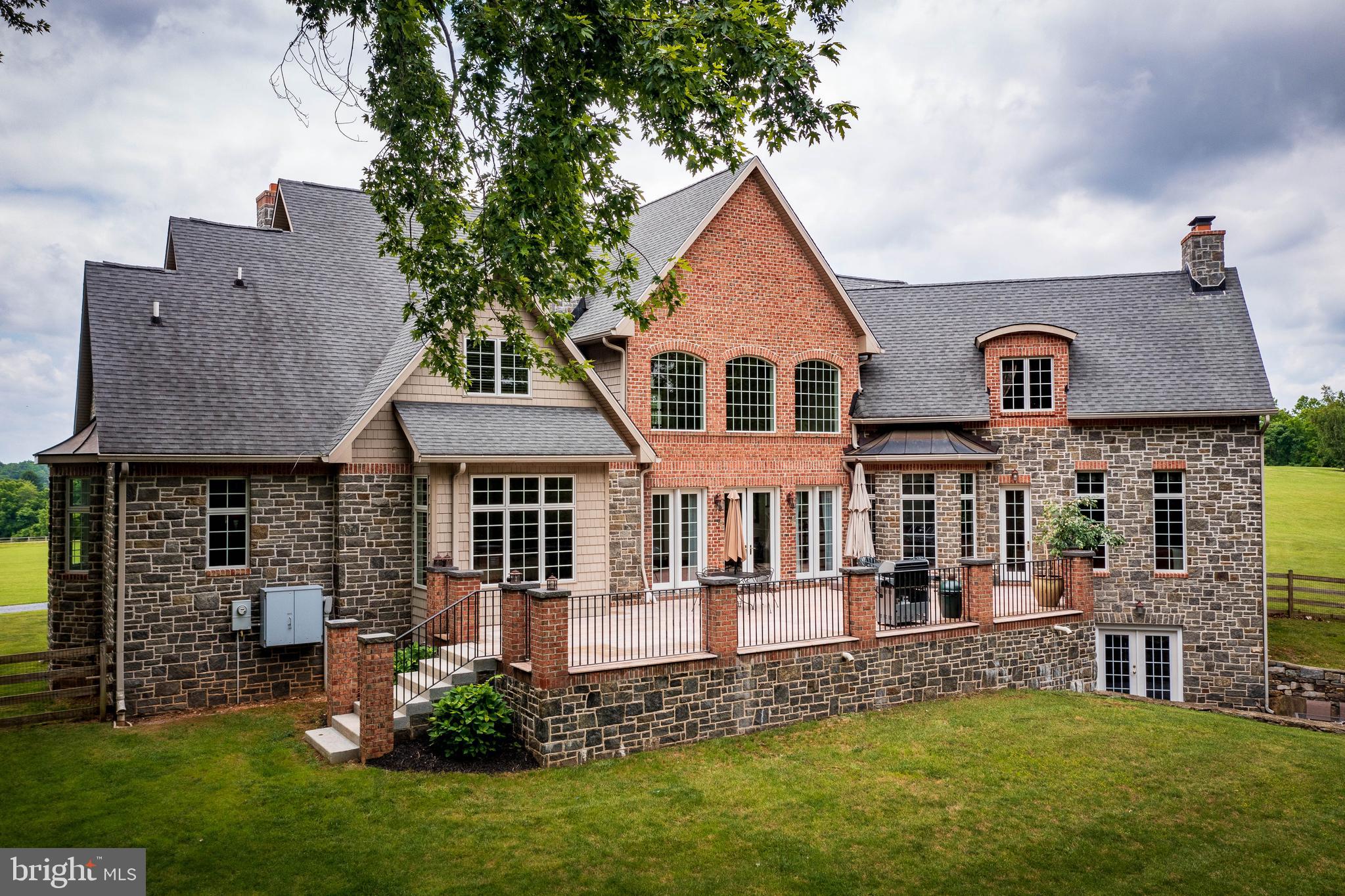 DAMASCUS OUTSIDE - Residential