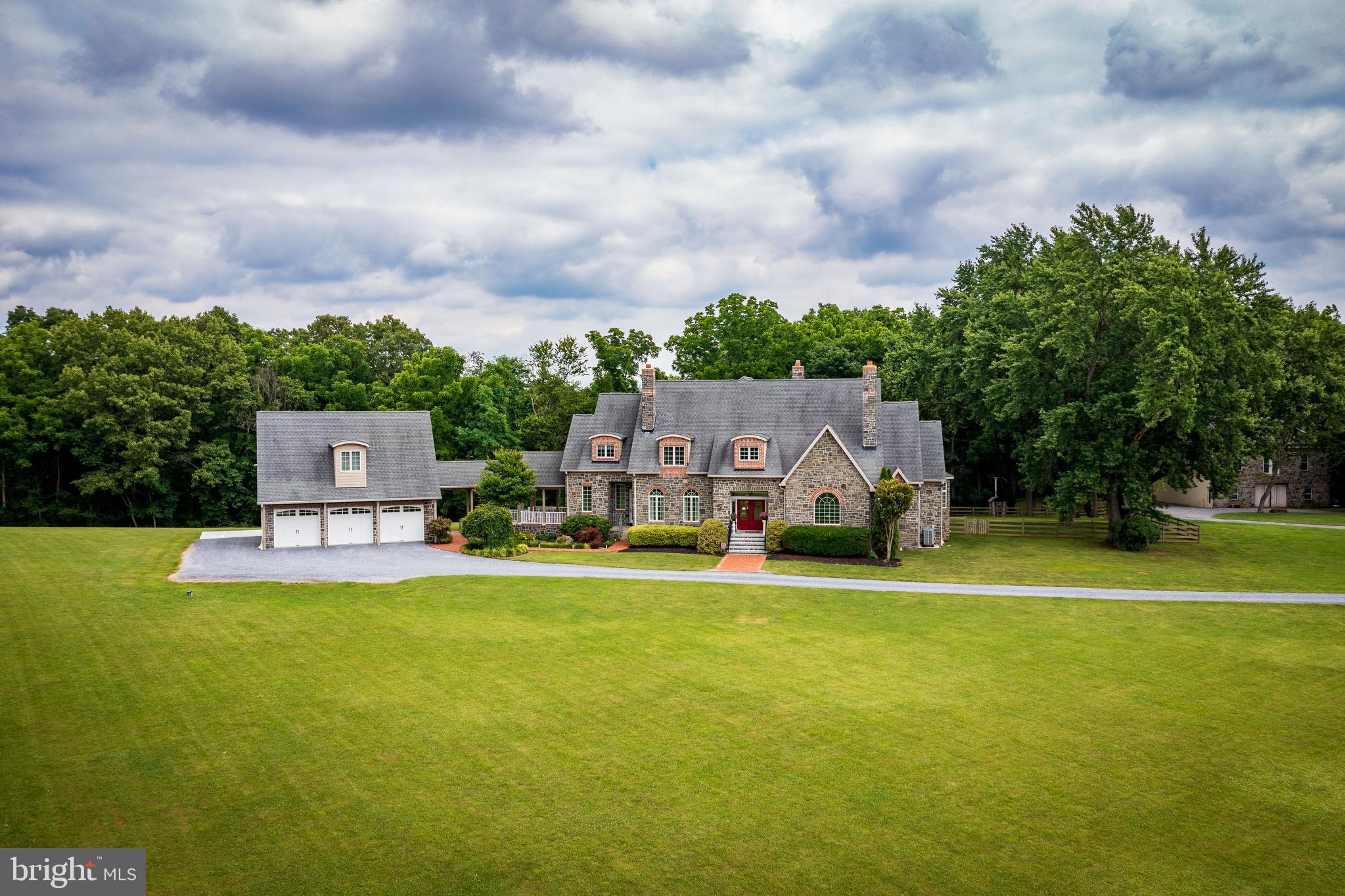 DAMASCUS OUTSIDE - Residential