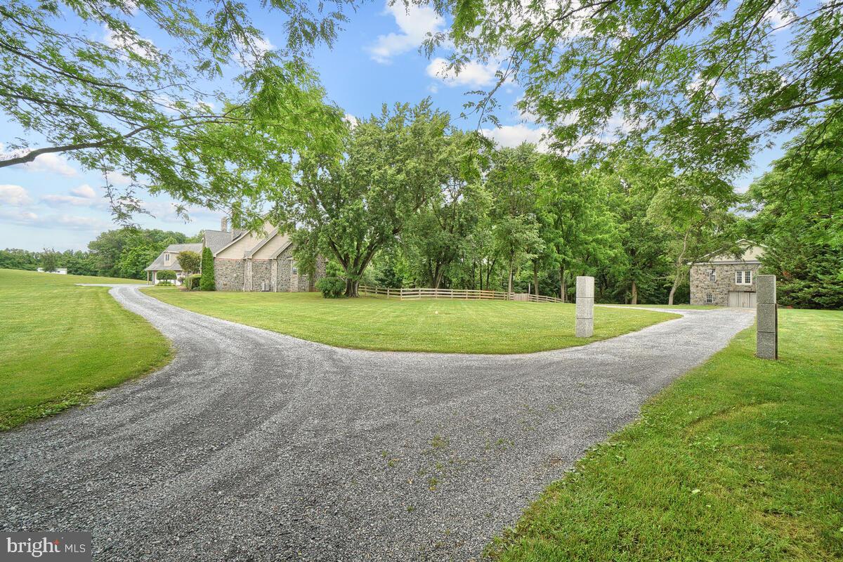 DAMASCUS OUTSIDE - Residential