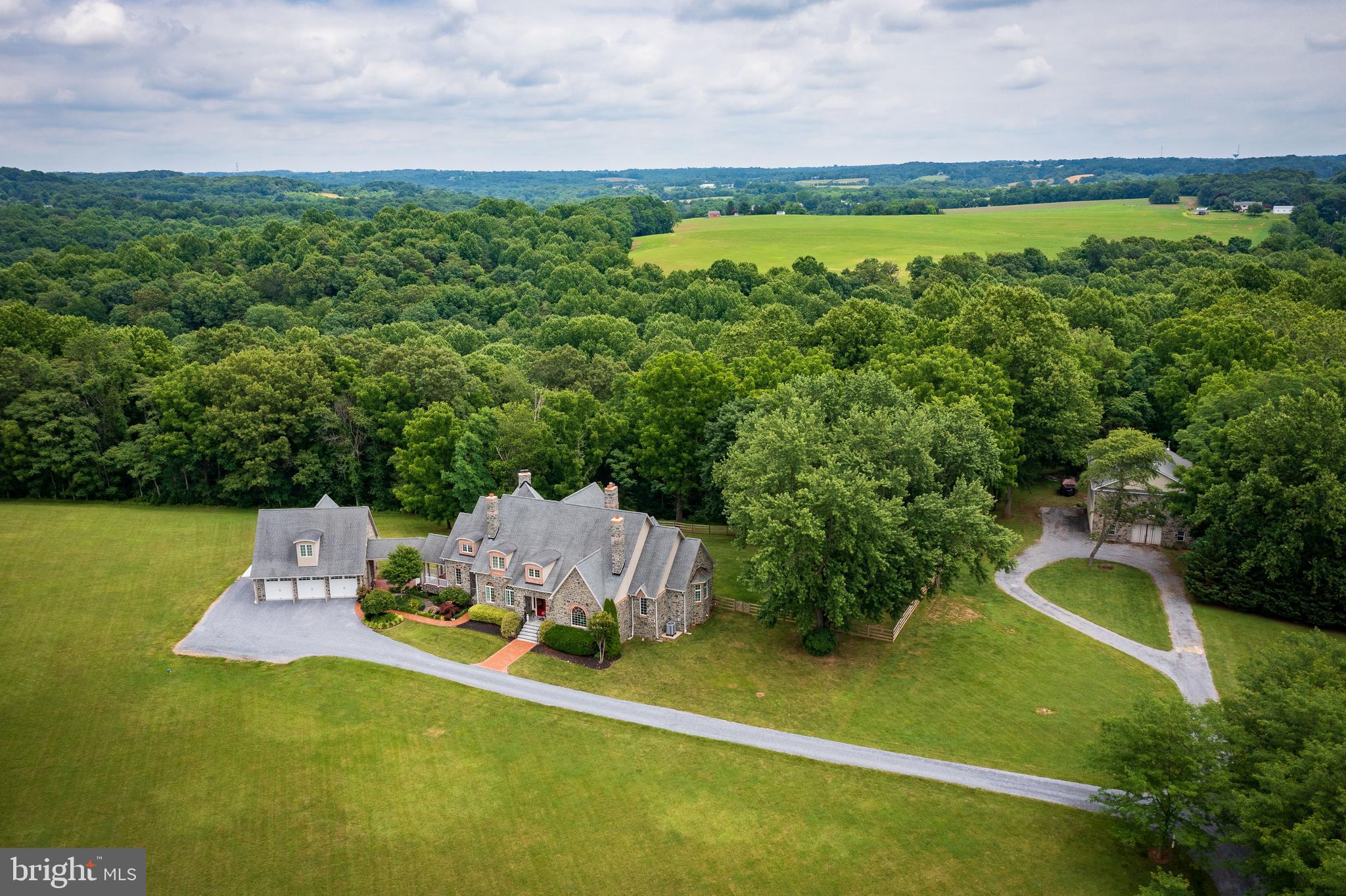 DAMASCUS OUTSIDE - Residential