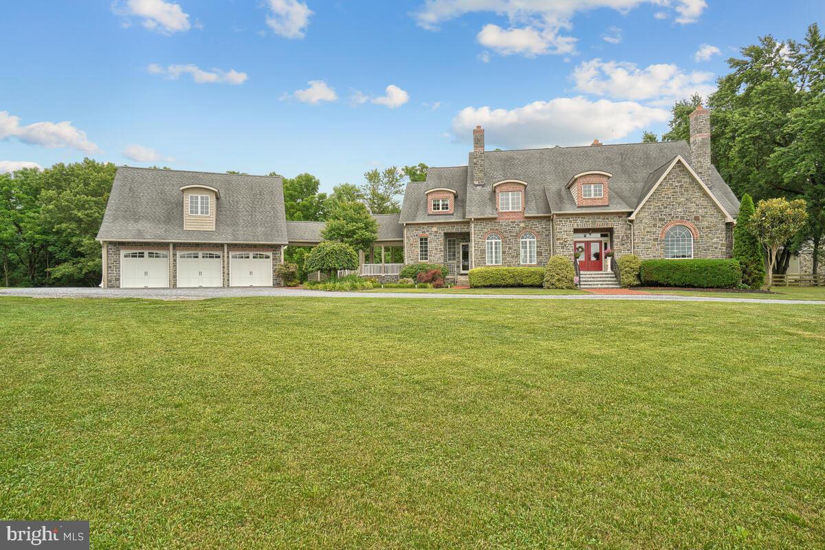 DAMASCUS OUTSIDE - Residential