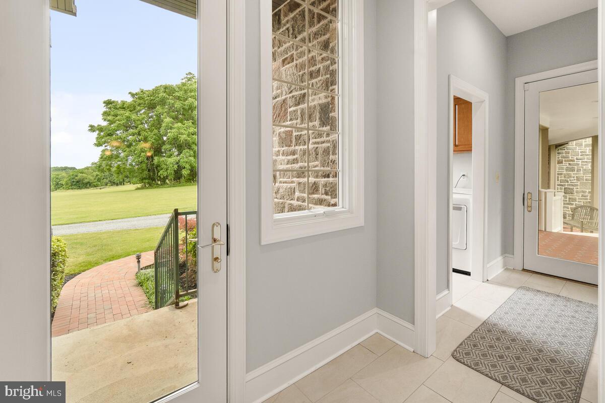 DAMASCUS OUTSIDE - Residential