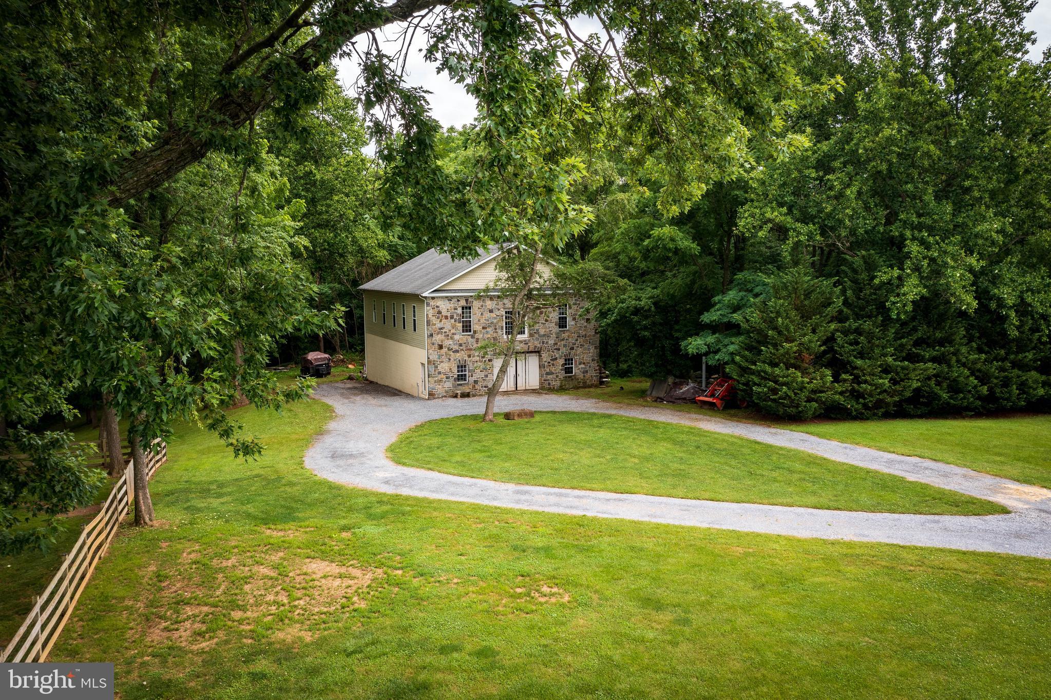 DAMASCUS OUTSIDE - Residential