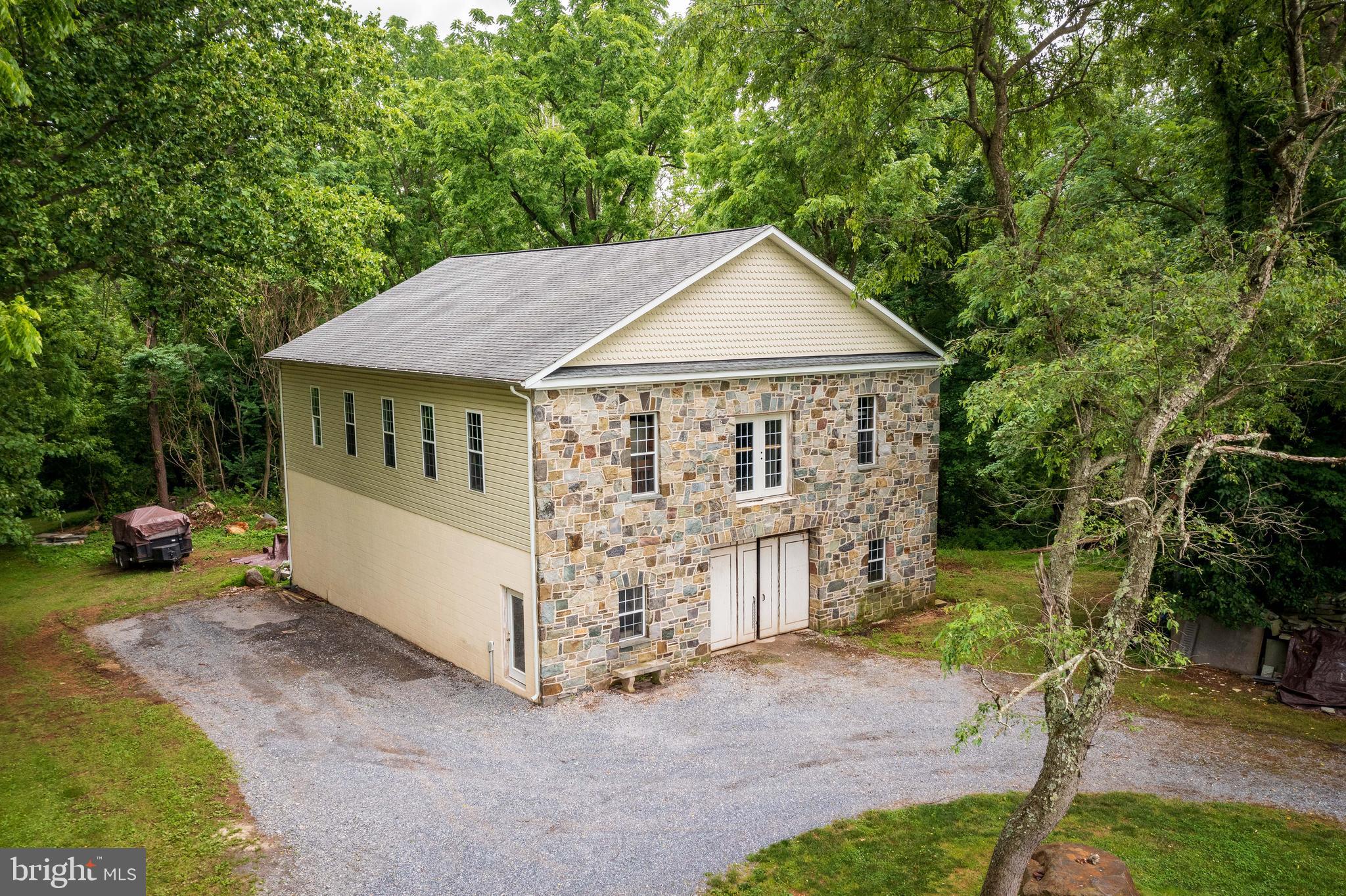 DAMASCUS OUTSIDE - Residential