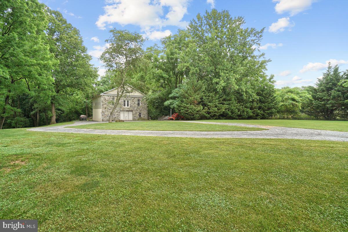 DAMASCUS OUTSIDE - Residential