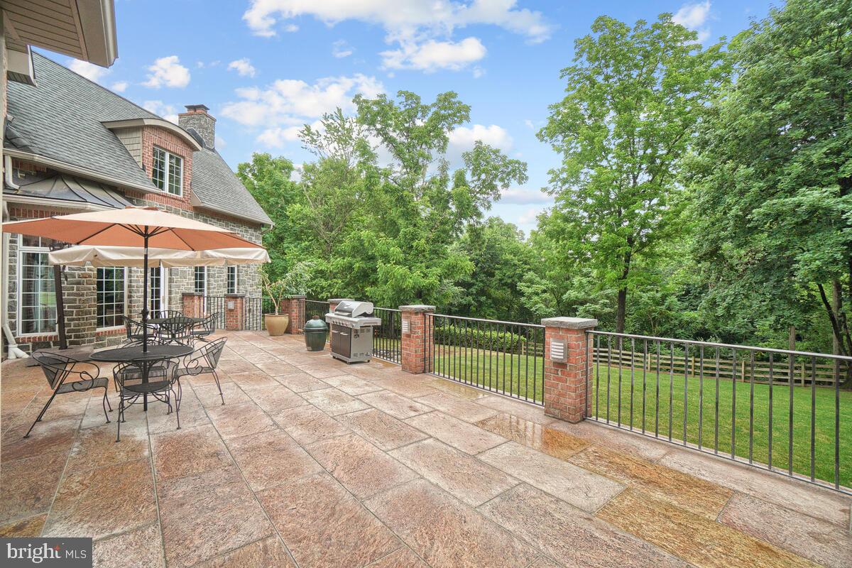 DAMASCUS OUTSIDE - Residential