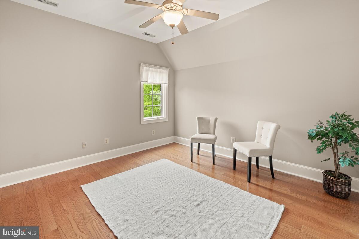 DAMASCUS OUTSIDE - Residential