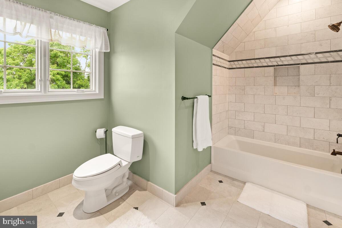 DAMASCUS OUTSIDE - Residential