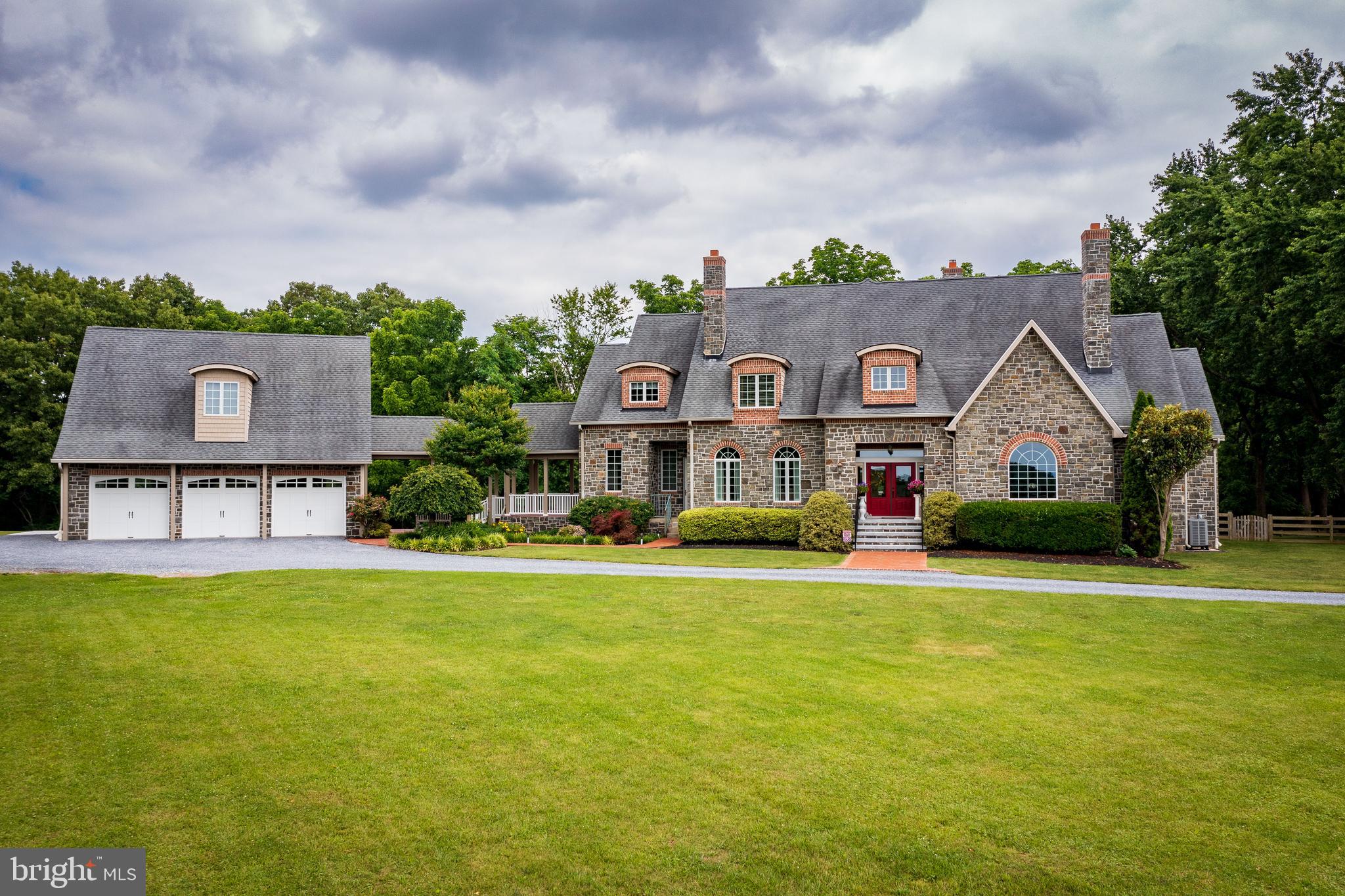 DAMASCUS OUTSIDE - Residential