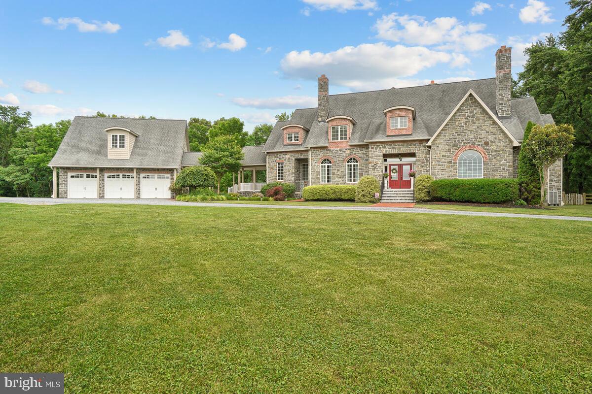 DAMASCUS OUTSIDE - Residential