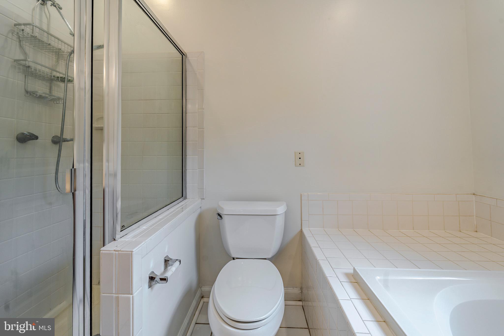 PINEY ORCHARD - Residential