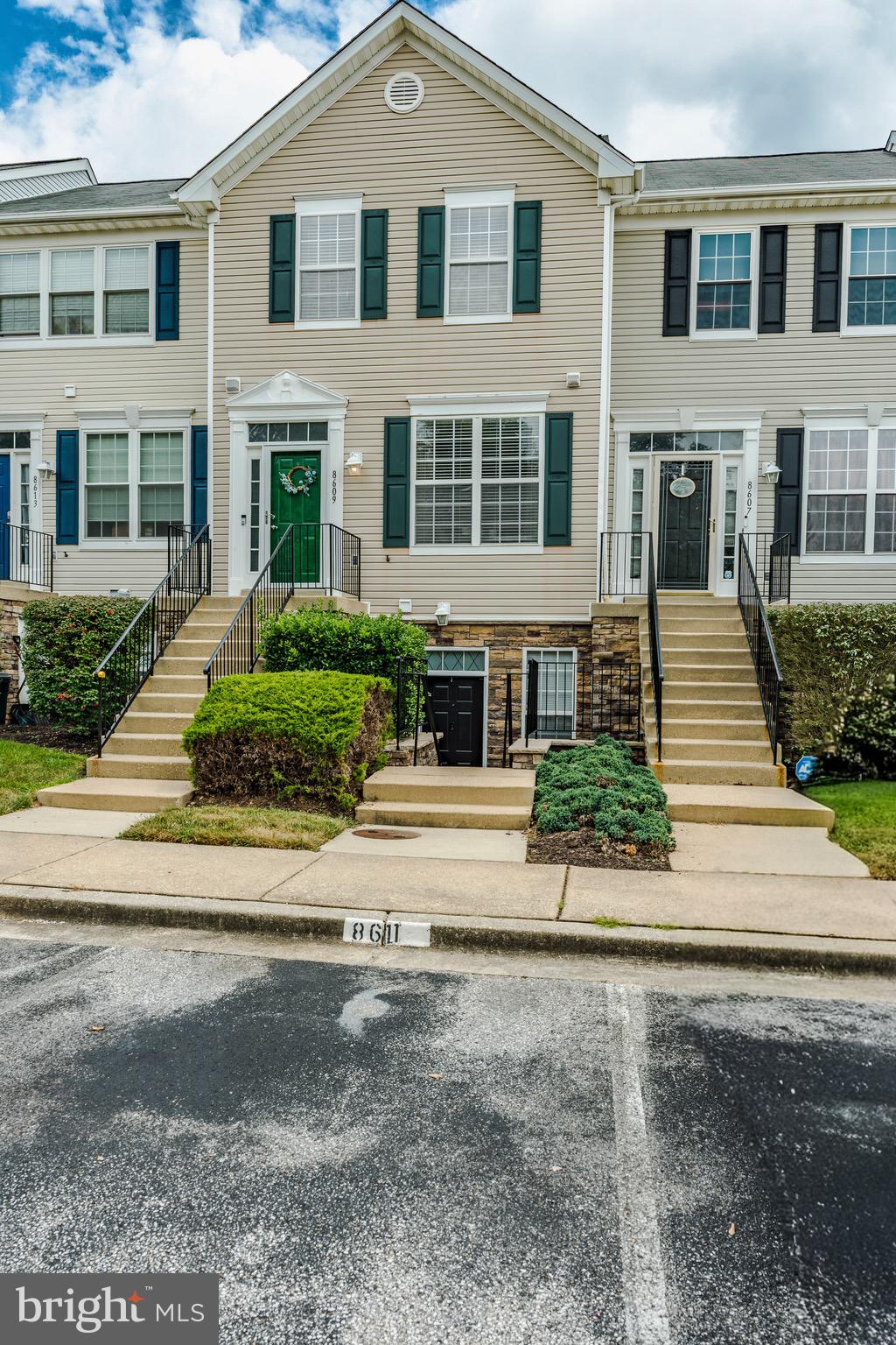 PINEY ORCHARD - Residential