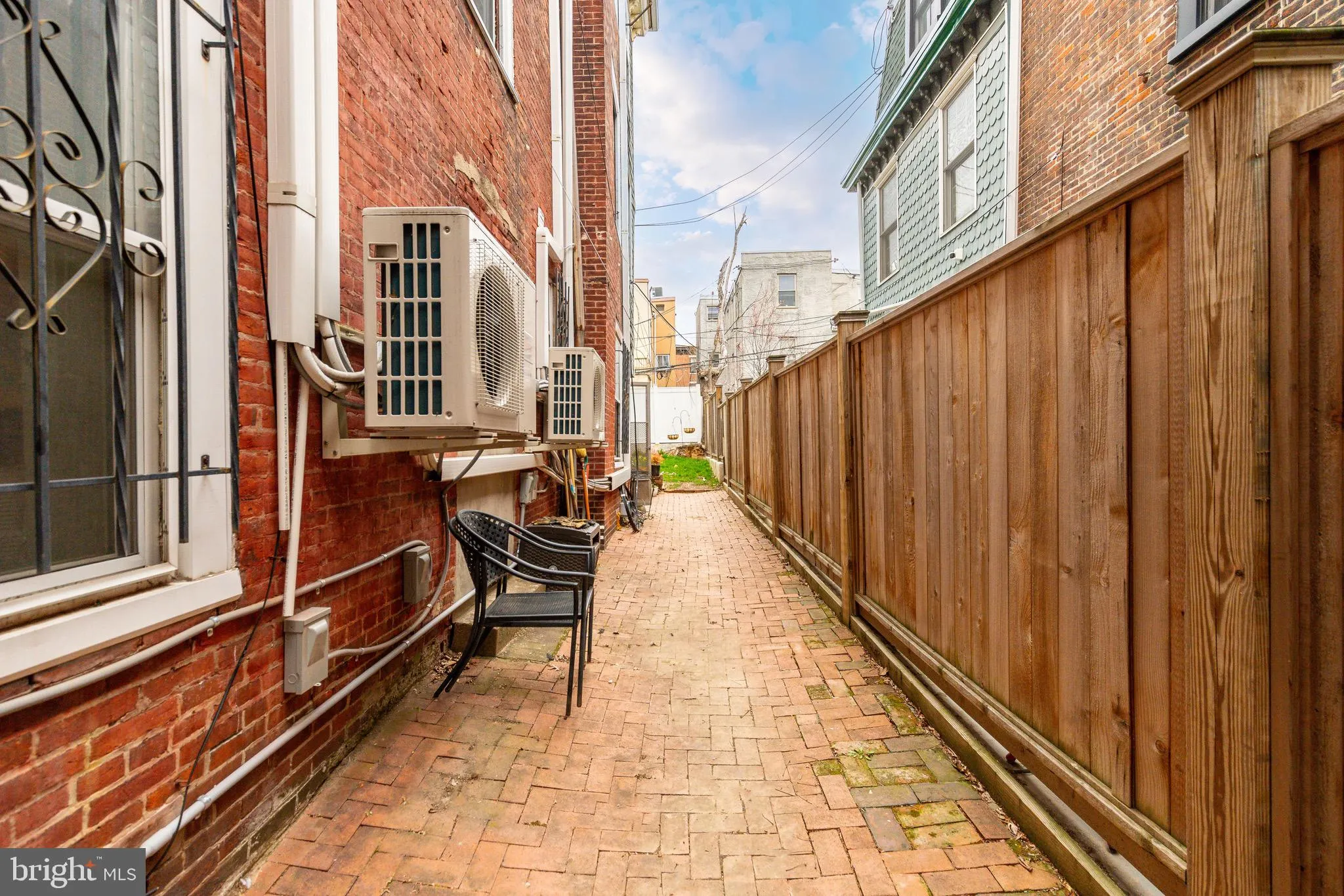 Philadelphia, Pennsylvania 19130, United States, ,Commercial,Active,98951