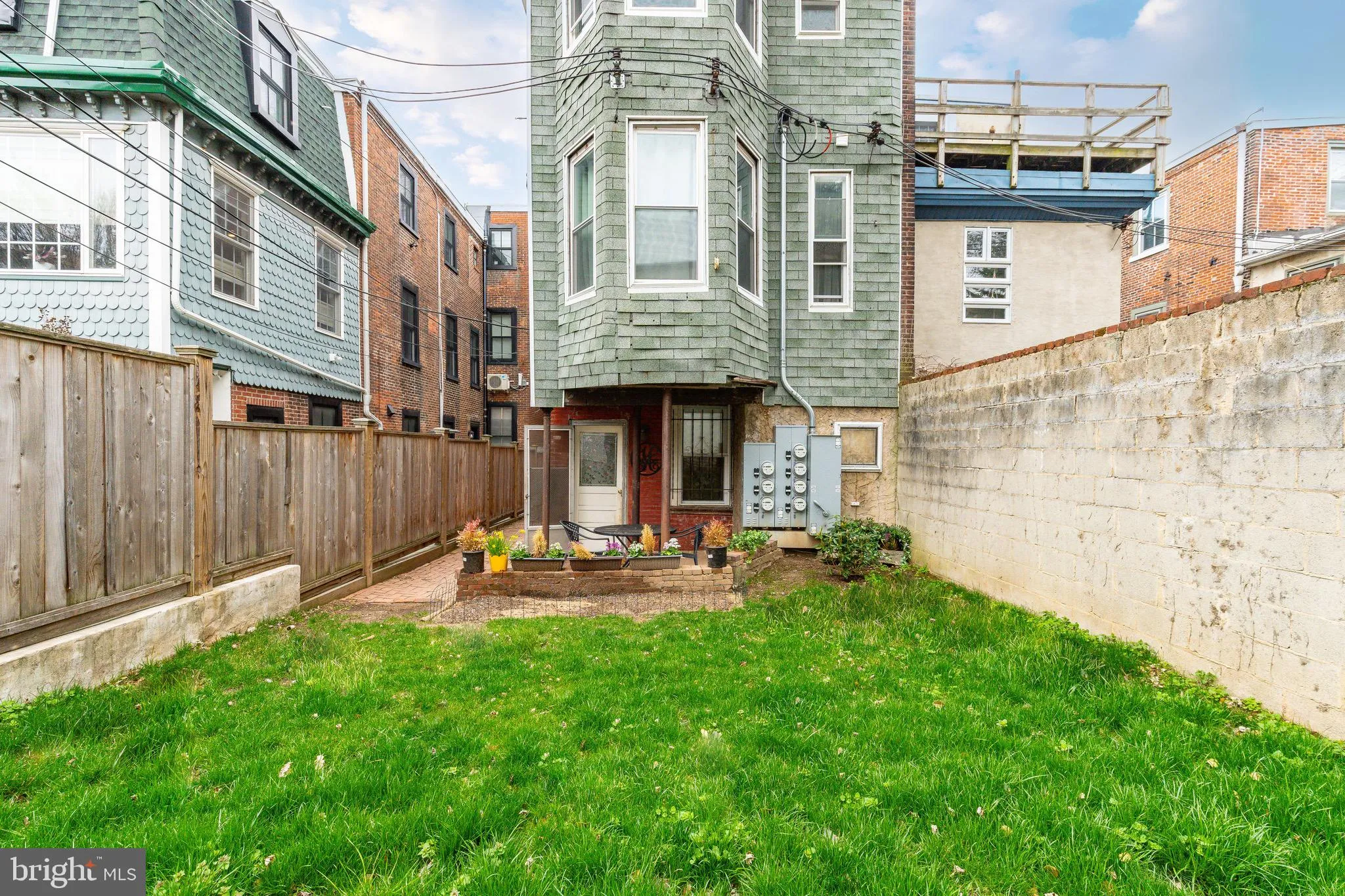 Philadelphia, Pennsylvania 19130, United States, ,Commercial,Active,98951