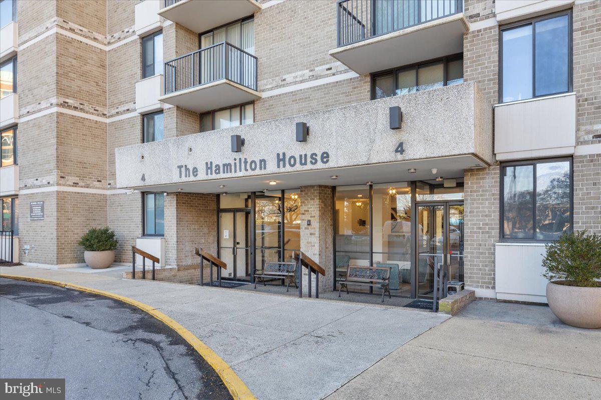 AMERICANA CENTRE - Residential