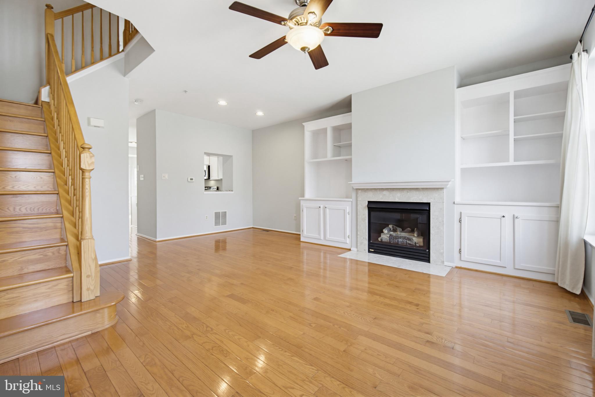 VILLAGE OF LONG REACH - Residential