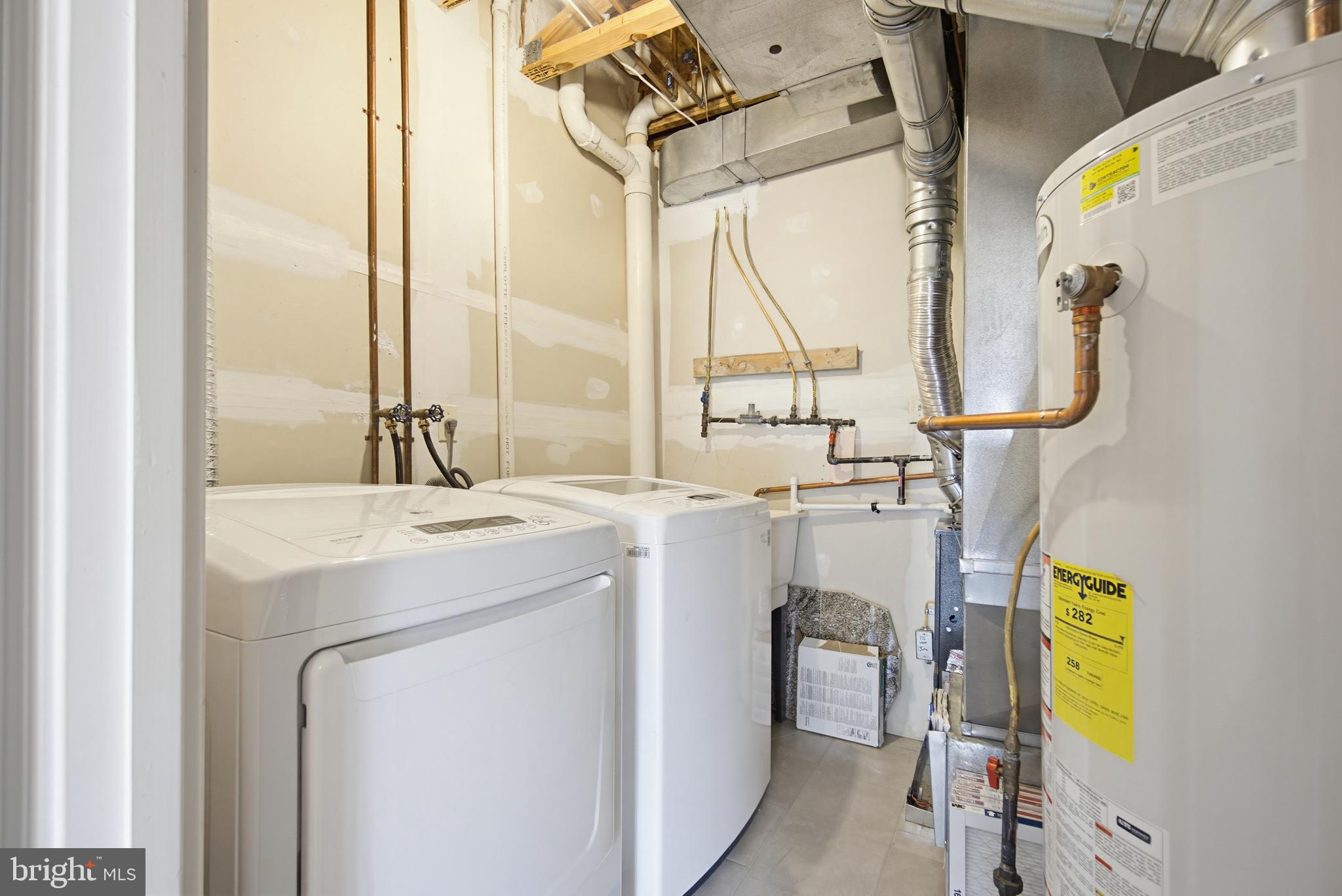 VILLAGE OF LONG REACH - Residential