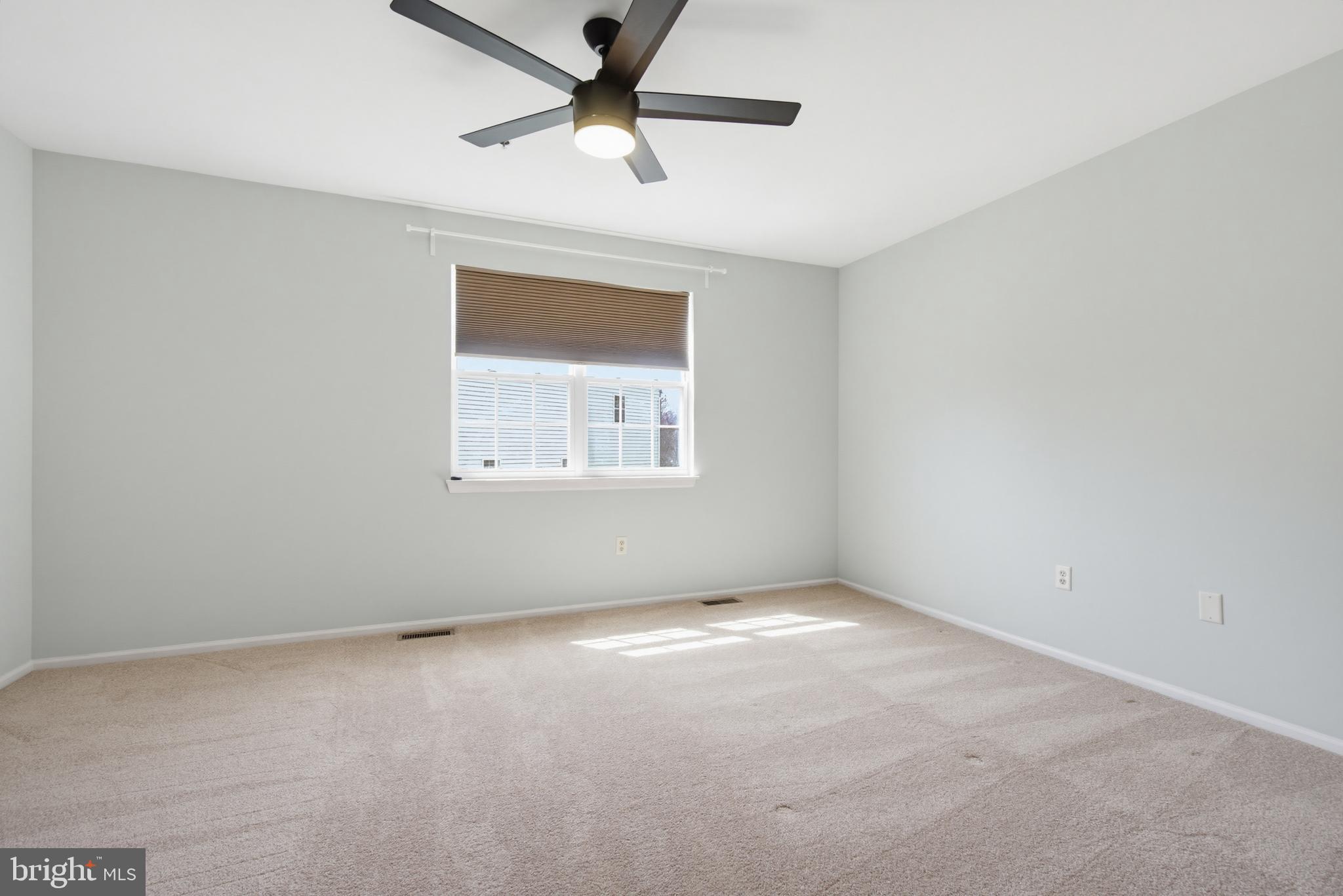 VILLAGE OF LONG REACH - Residential