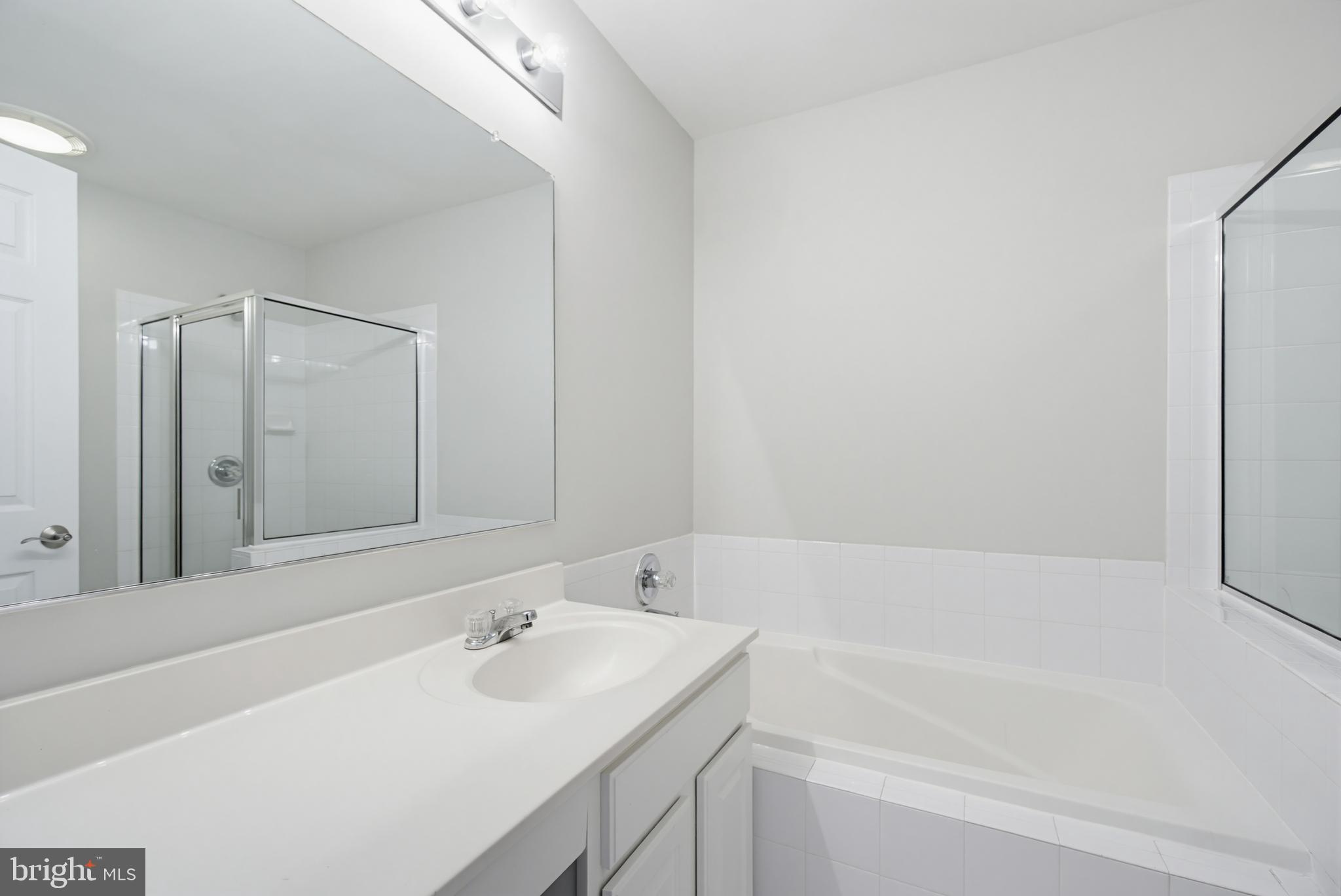 VILLAGE OF LONG REACH - Residential