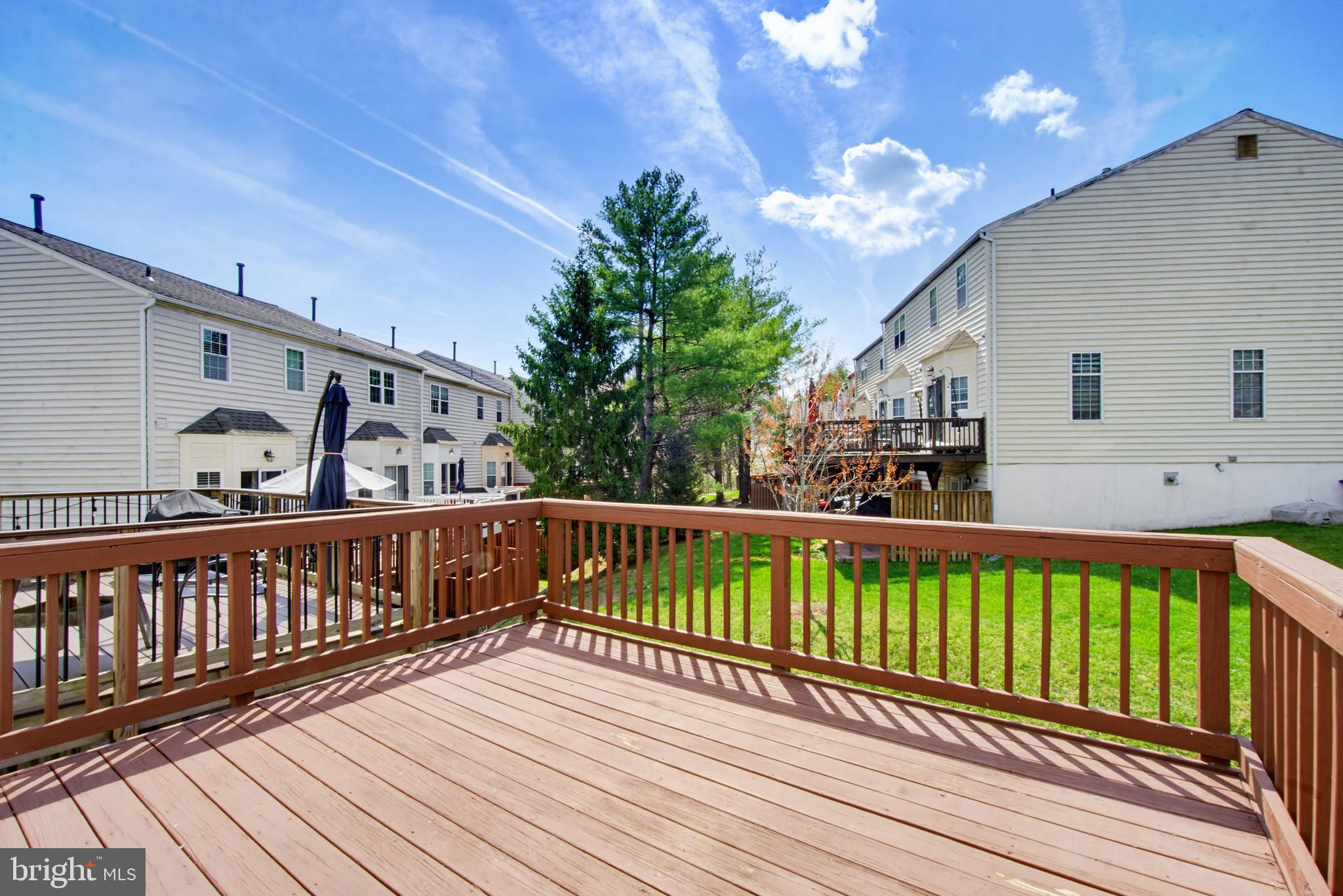 VILLAGE OF LONG REACH - Residential